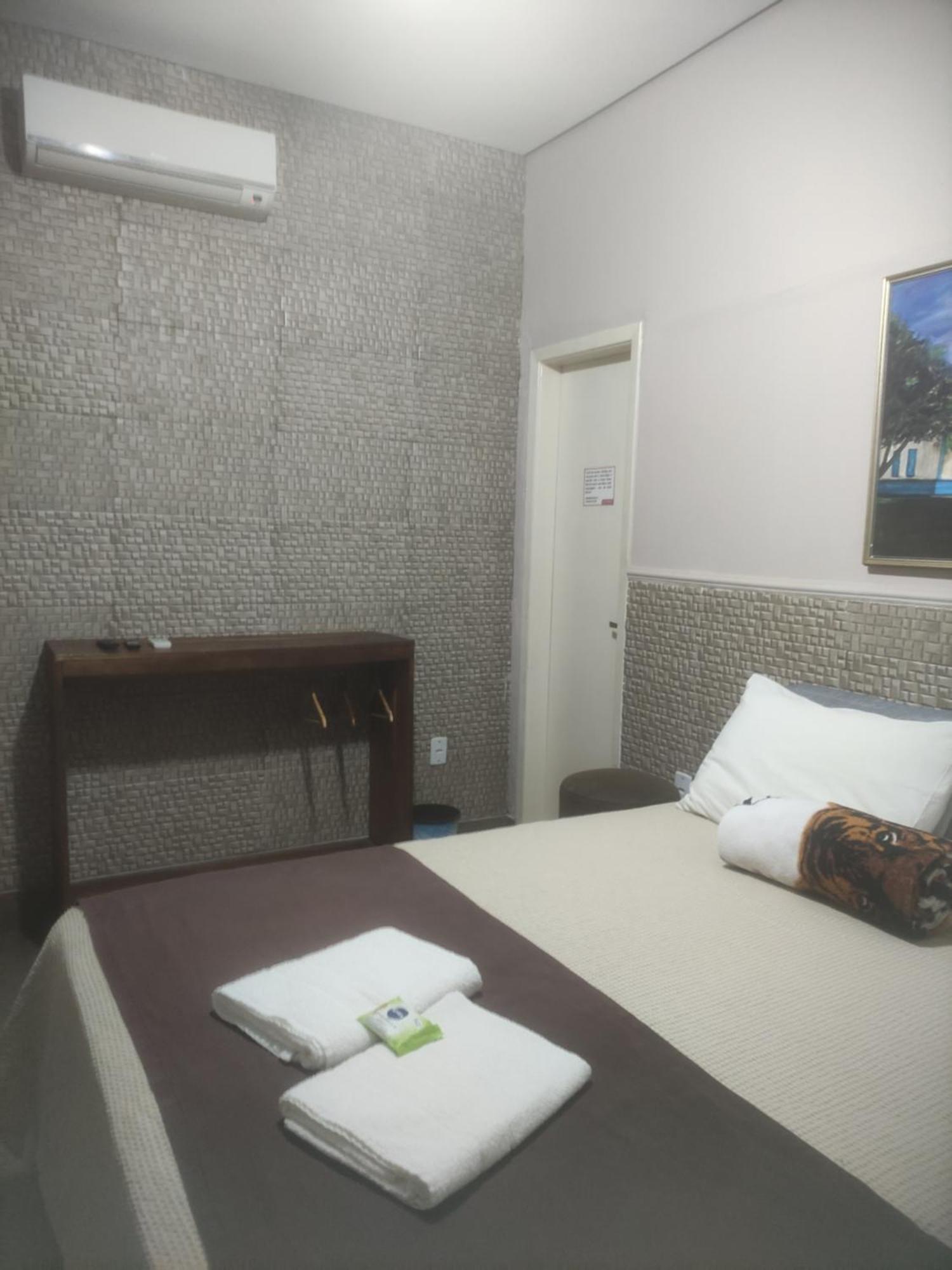 Pousada Da Gi Suites E Turismo Chapada dos Guimarães Esterno foto